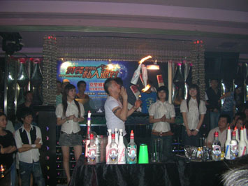 {ӢӖWУ