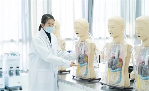 ΢ɽ�h�I�������ČWУ2022����������