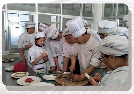 �����и߼������WУ����