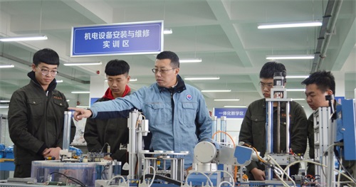 青島海洋技師學院有三二連讀嗎? 青島海洋技師學院有三二連讀嗎?