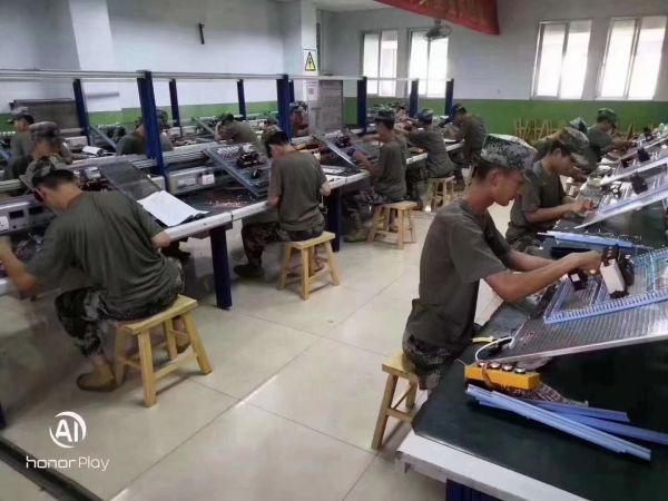 ܊������������Щ��ɫ���I(y��)��